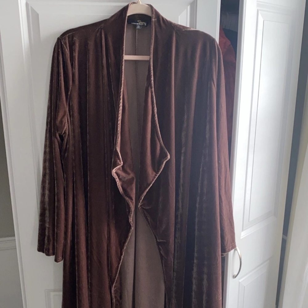 SUZANNE BETRO Women's Velour Holiday Open Front Brown Duster‎ Plus 1X